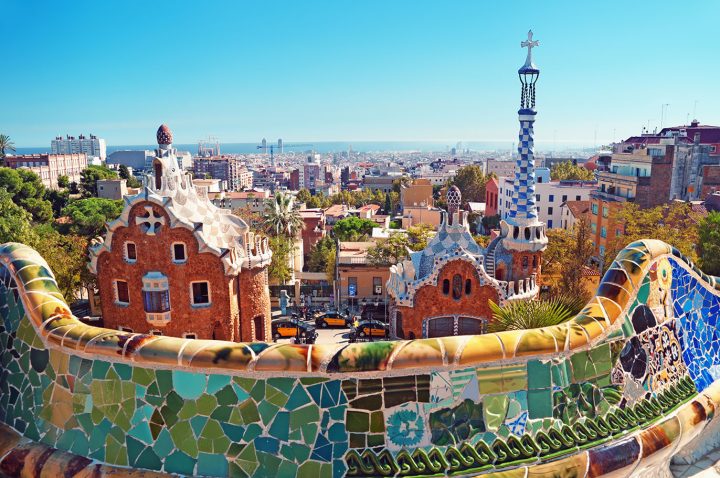Ulitmate Barcelona Travel Guide — How to Visit Barcelona on a Budget post thumbnail image